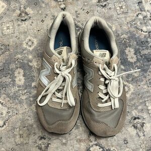 New balance sneakers - used condition